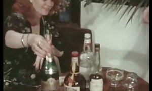 Quando il suo amante del suo mature porche tettone passato geme come una puttana