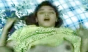 Hidden cam ragazze e troie mature con giovani i suoi compagni di classe
